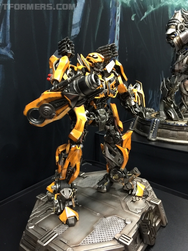 SDCC 2015   Transformers Statues From Sideshow Optimus Prime, Megatron, Bumblebee  (11 of 13)